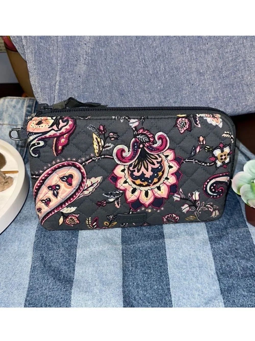 VB Felicity Paisley Gray Pink White Fuchsia Quilted Floral Zip Wristlet Wallet
